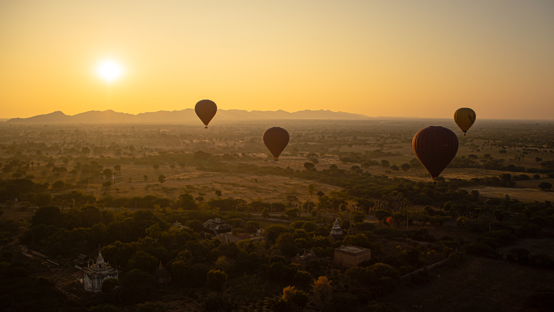 Balóny nad Baganem