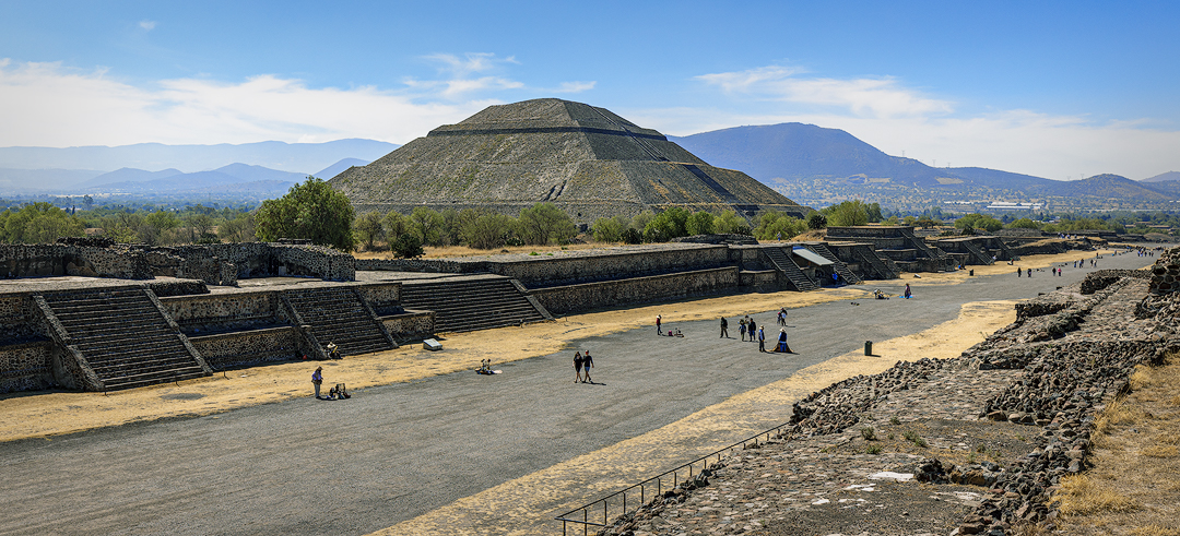 Pyramida Slunce v Teotihuacanu
